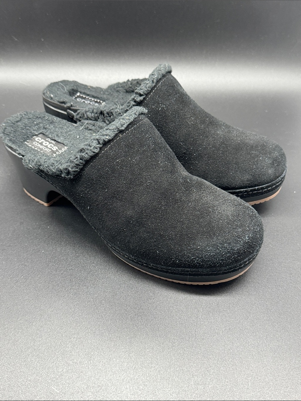CROCS Black Suede Faux-Fur Clog Mules Sz 8